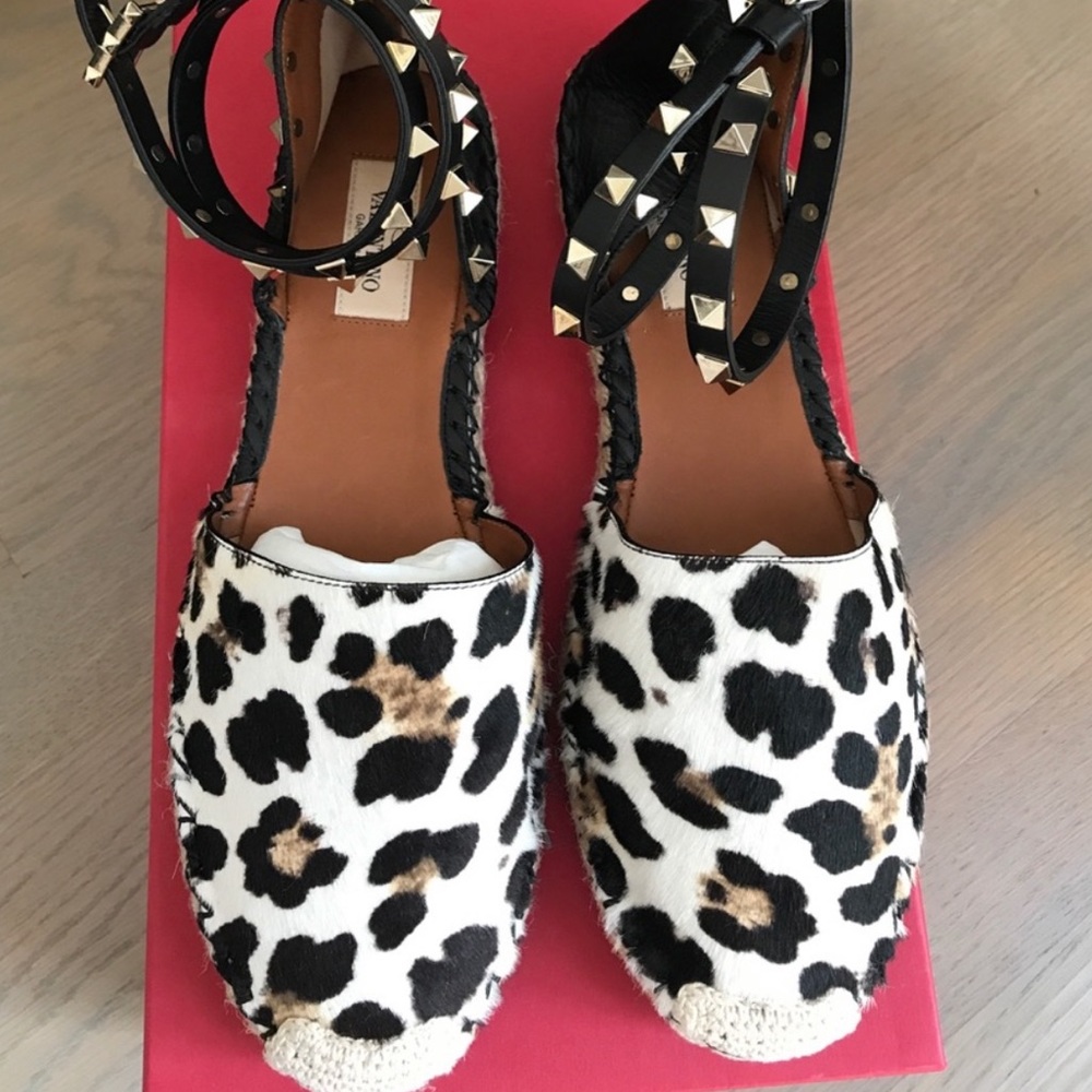 Valentino rockstud leopard print espadrilles, 38 - Picture 7 of 8